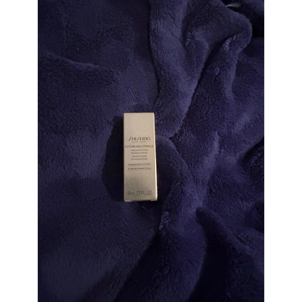 Shiseido serum 8ml